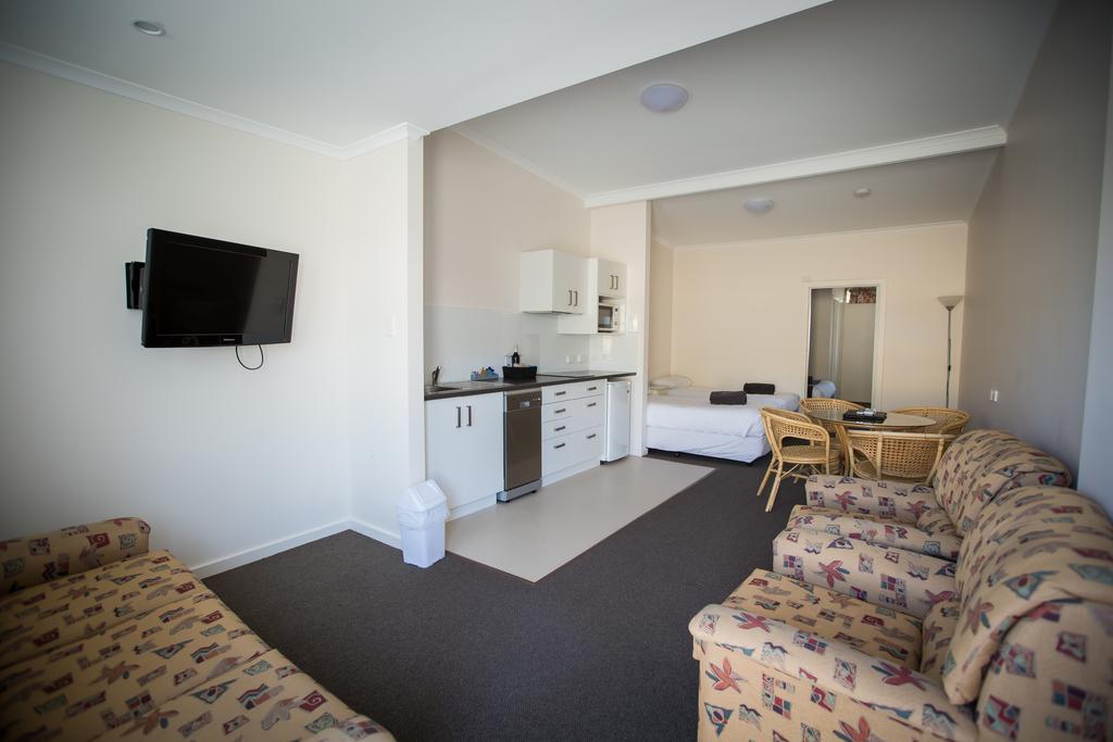 Abel Tasman Airport Motor Inn Launceston Bagian luar foto